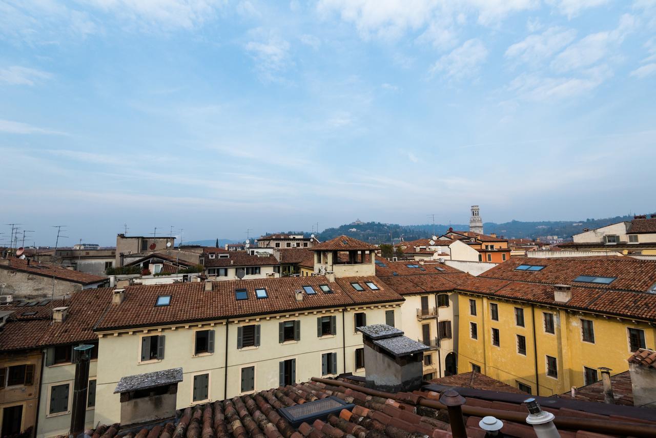 Bright Apartments Verona - Borsari Historical Buitenkant foto
