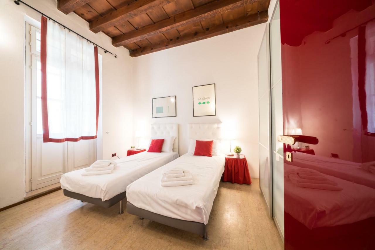 Bright Apartments Verona - Borsari Historical Buitenkant foto